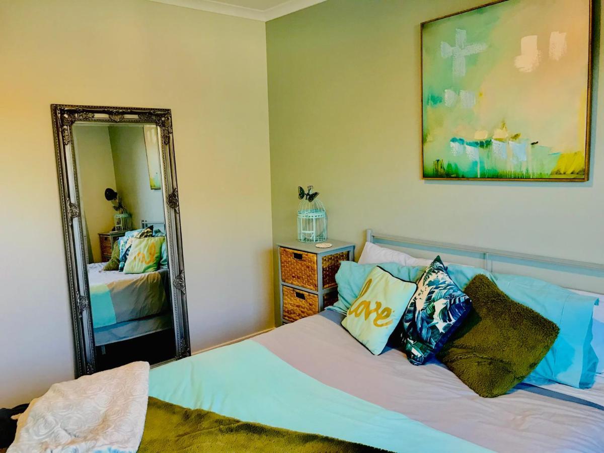 A Little Bit Beachy Modern Guest Room And Private Toilet Christchurch Zewnętrze zdjęcie